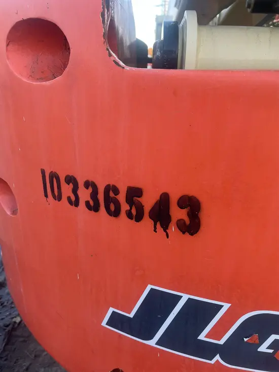 2015 JLG E450AJ Articulating Boom Lift