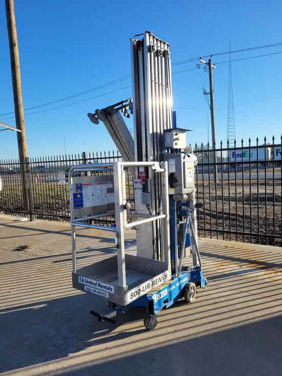 2018 Genie AWP-40SDC Pusharound Lift