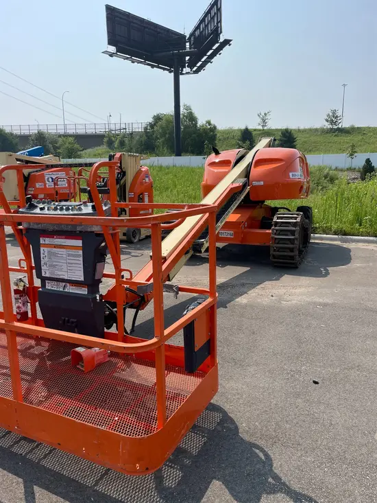 2013 JLG 400S Boom Lift