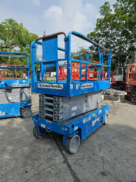 2018 Genie GS-3246 Scissor Lift