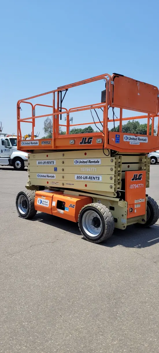 2018 JLG 4069LE Scissor Lift