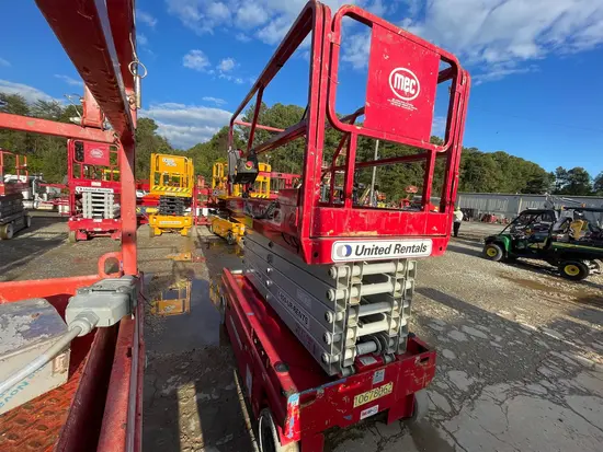2017 MEC 4046SE Scissor Lift