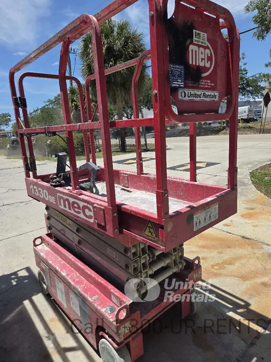2018 MEC 1330SE Scissor Lift
