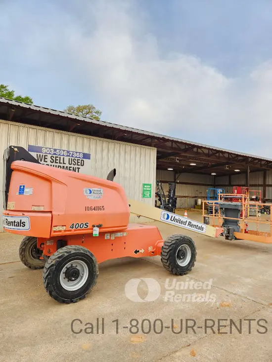 2017 JLG 400S Boom Lift