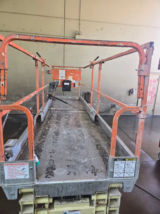2015 JLG 3246ES Scissor Lift