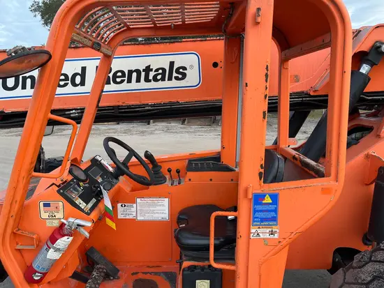 2017 SKYTRAK 6042 Forklift