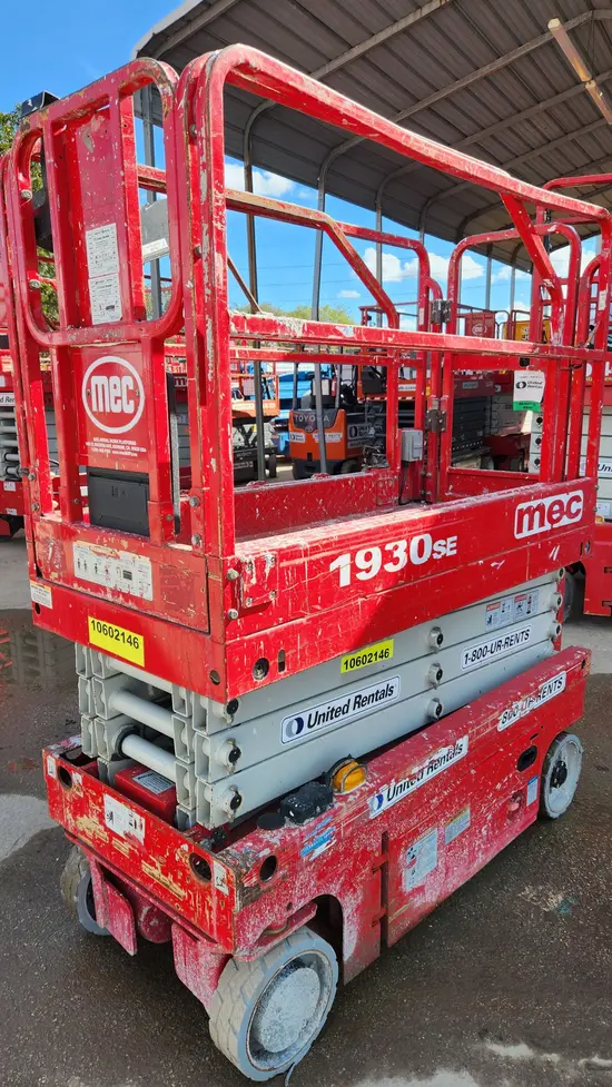 2017 MEC 1930SE Scissor Lift