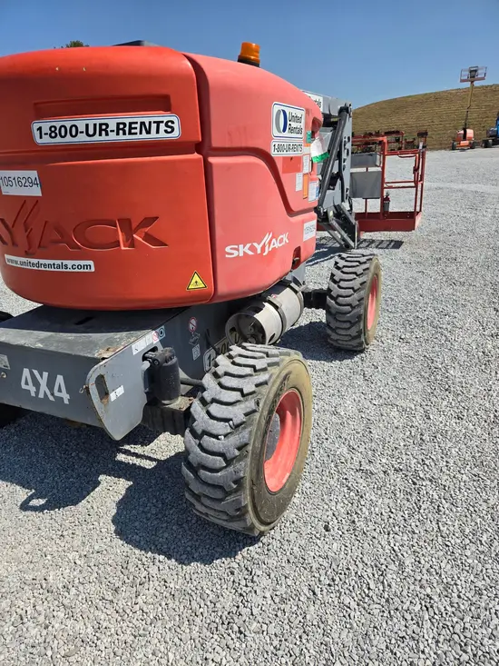 2016 Skyjack SJ46AJ Articulating Boom Lift