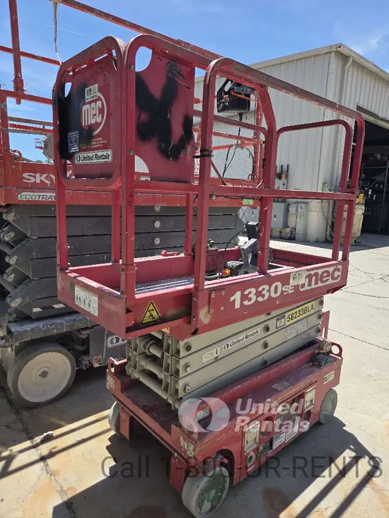 2018 MEC 1330SE Scissor Lift