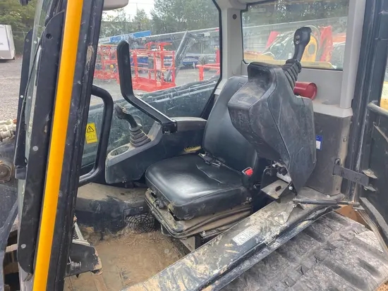 2020 JCB 3TS-8T Track Loader