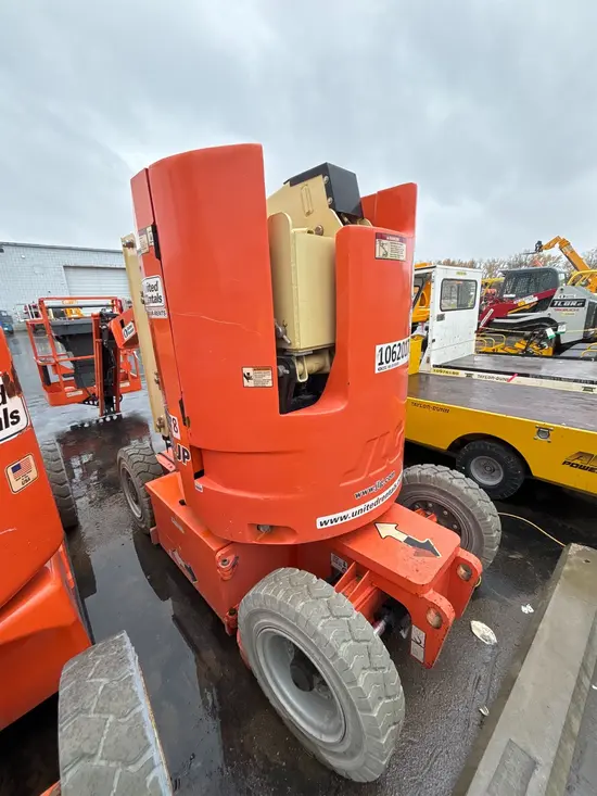 2017 JLG E300AJP Articulating Boom Lift
