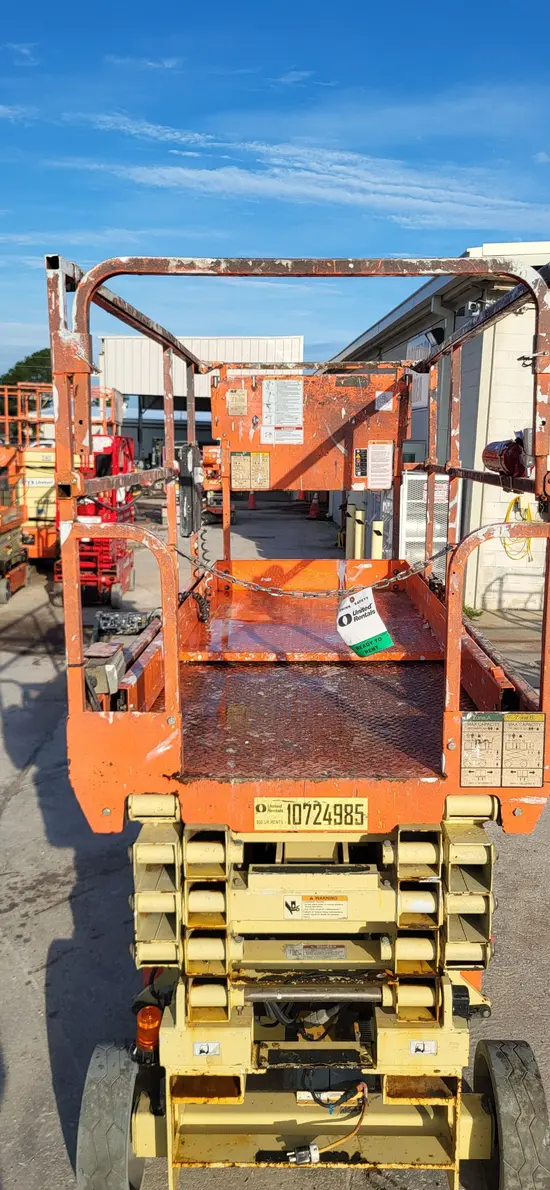 2018 JLG 3246ES Scissor Lift