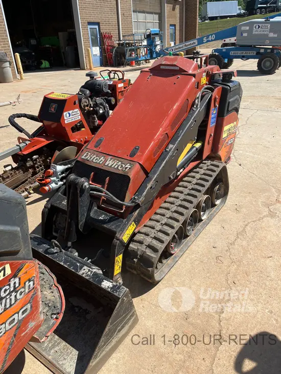 2021 Ditch Witch SK800 Track Loader