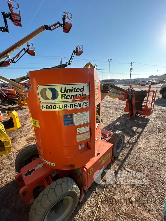 2017 JLG E300AJP EE Articulating Boom Lift