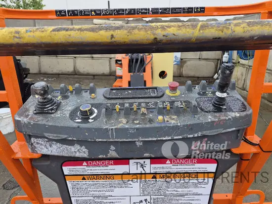 2017 JLG E450AJ Articulating Boom Lift