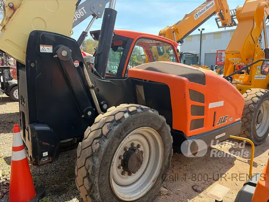 2017 JLG 742 Forklift
