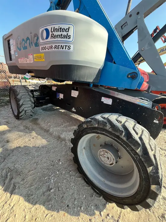 2017 Genie S-65 Boom Lift