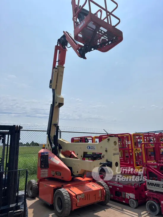 2018 JLG E400AJPN Articulating Boom Lift