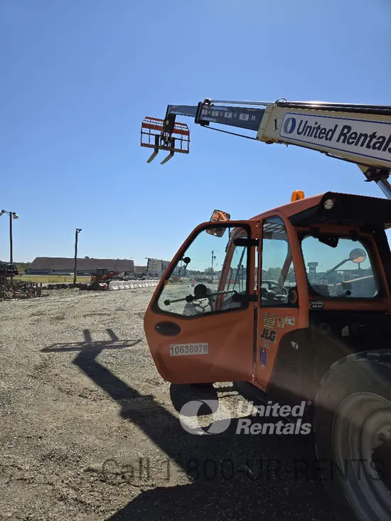2017 JLG 742 Forklift