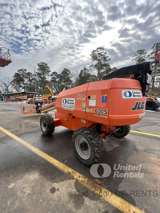 2017 JLG 600S Boom Lift