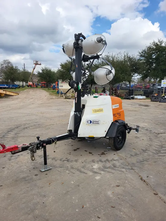 2018 Magnum Pro MLT6SM Portable Light Tower