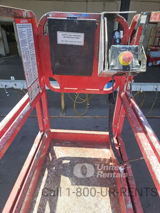 2018 MEC MICRO 19 Scissor Lift