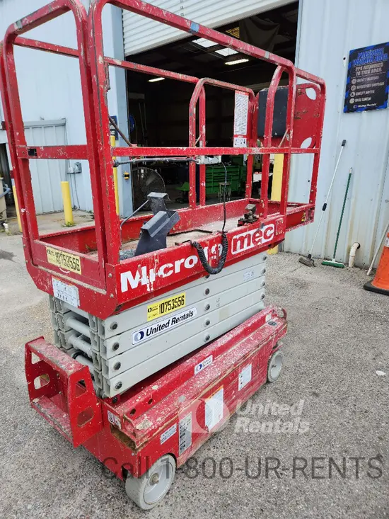2018 MEC MICRO 19 Scissor Lift