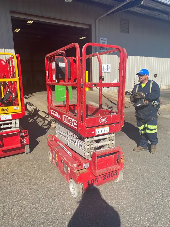 2017 MEC 1330SE Scissor Lift