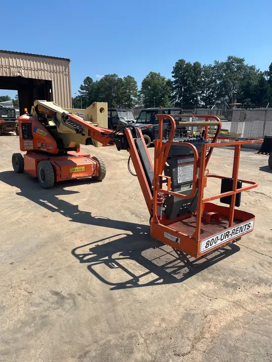 2017 JLG E400AJPN Articulating Boom Lift