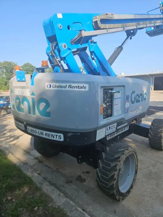 2017 Genie S-60X Boom Lift