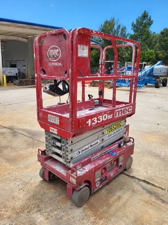 2017 MEC 1330SE Scissor Lift