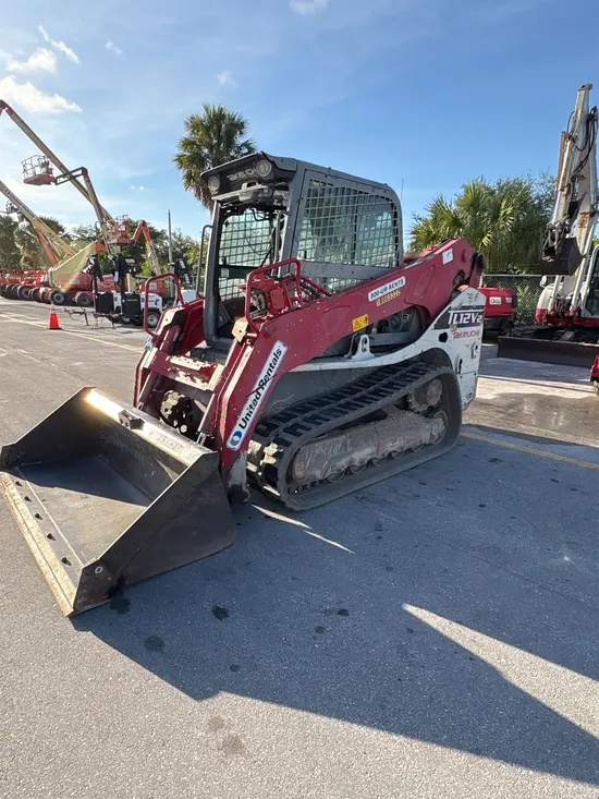 2018 Takeuchi TL12V2-CR Track Loader