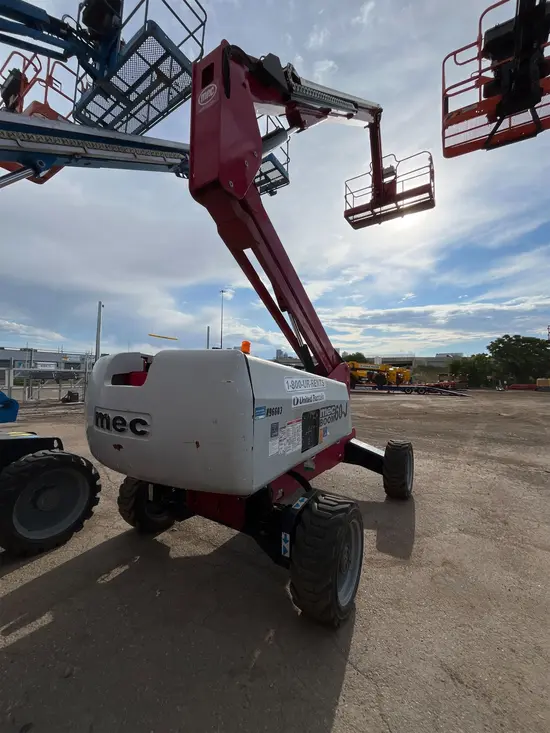 2016 MEC 60JD Boom Lift