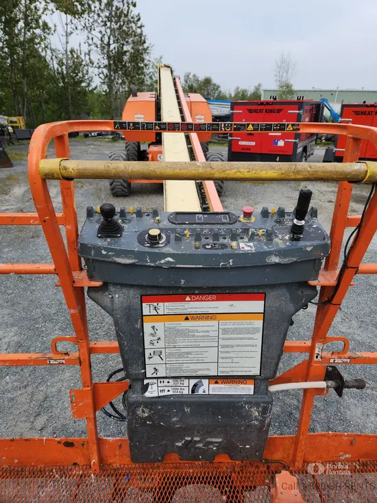 2017 JLG 800S Boom Lift