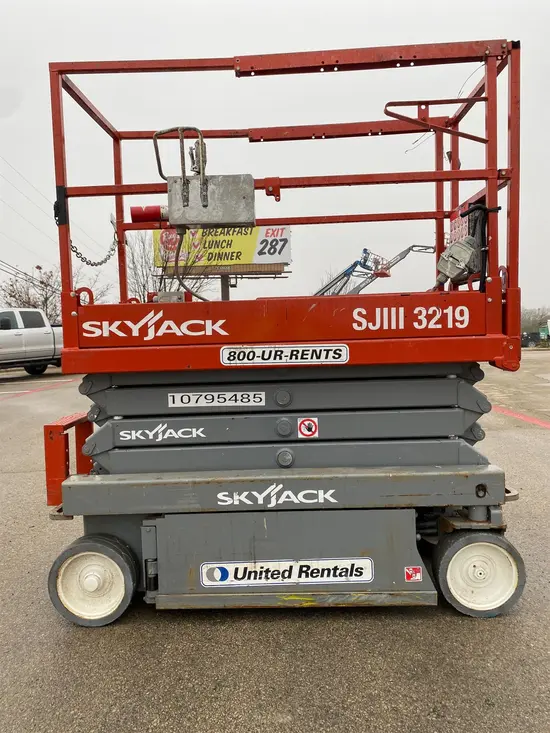 2018 Skyjack SJIII3219 Scissor Lift