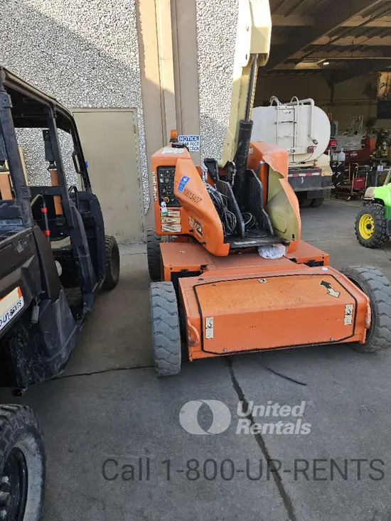 2017 JLG E450AJ Articulating Boom Lift