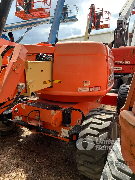 2017 JLG 600AJ Articulating Boom Lift