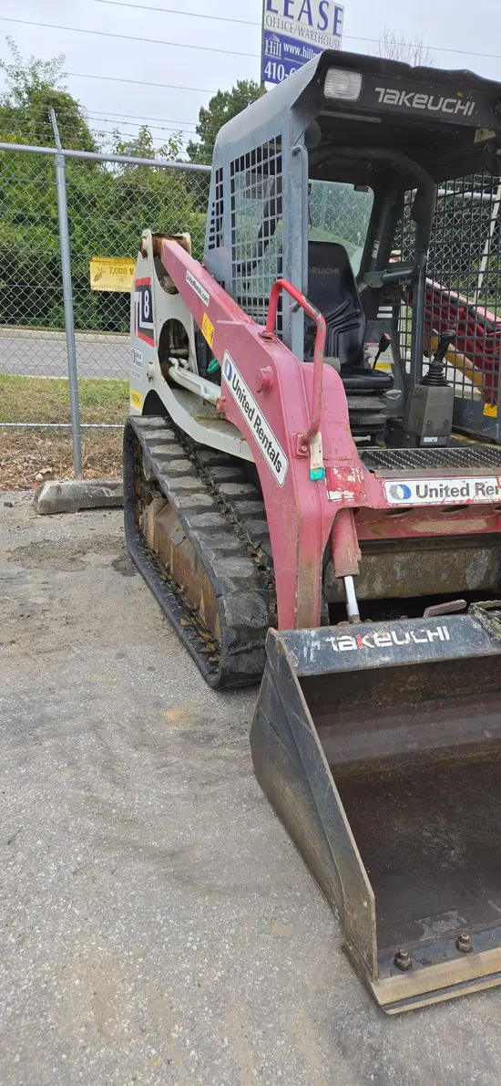 2019 Takeuchi TL8W Track Loader