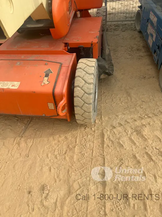 2018 JLG E400AJPN Articulating Boom Lift