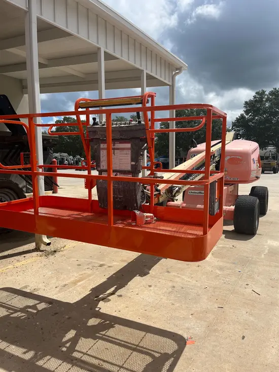 2017 JLG 400S Boom Lift