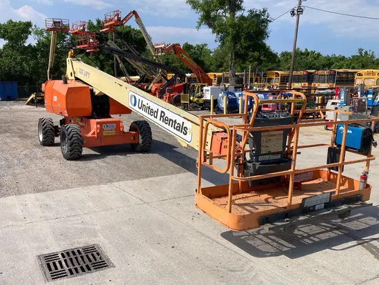 2017 JLG 800S Boom Lift