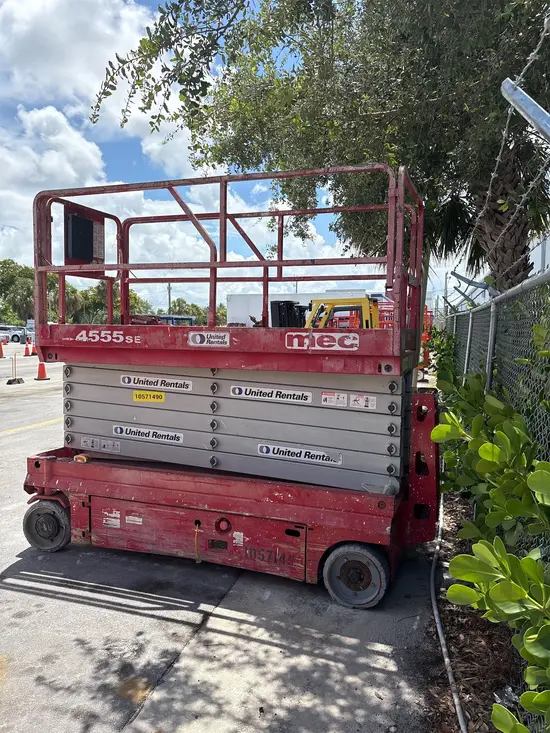 2017 MEC 4555SE Scissor Lift