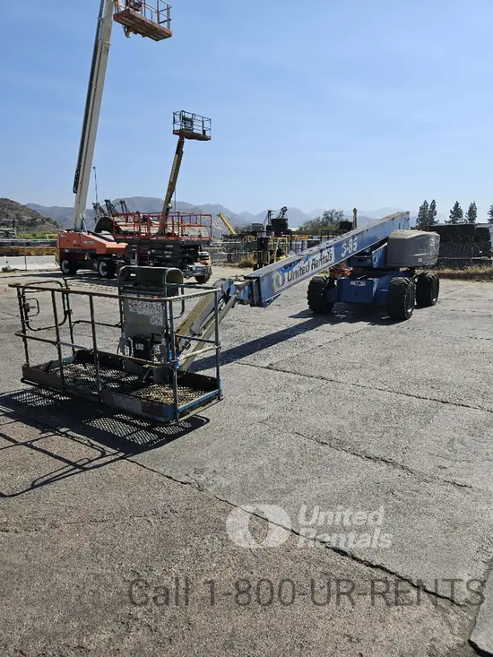 2015 Genie S-85 Boom Lift