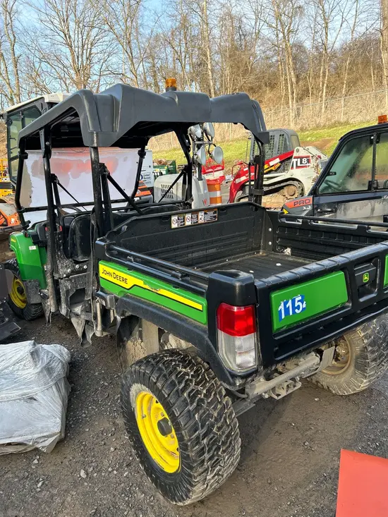 2022 John Deere XUV855M S4 Utility Vehicle