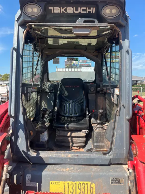 2021 Takeuchi TL12R2-CR Track Loader
