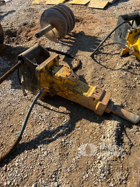 2021 Epiroc SB 452 Attachment
