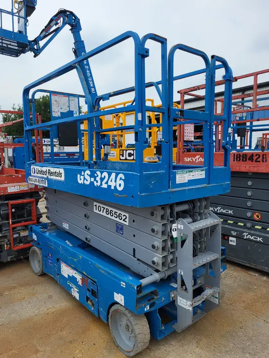 2018 Genie GS-3246 Scissor Lift
