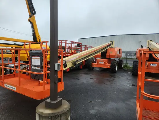 2015 JLG 800S Boom Lift