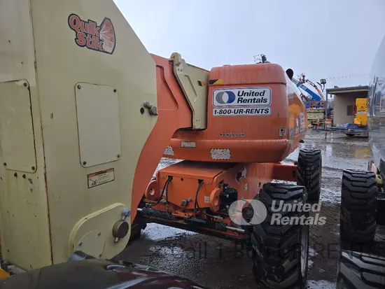 2017 JLG 800AJ Articulating Boom Lift