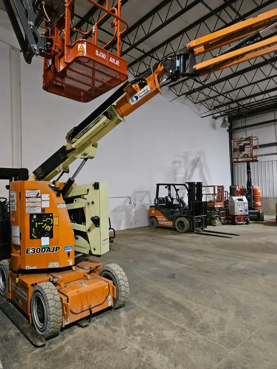2018 JLG E300AJP Articulating Boom Lift